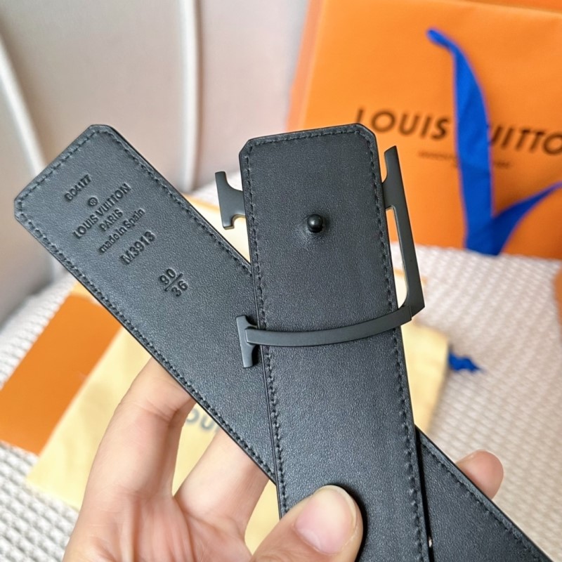 LOUIS VUITTON Belts